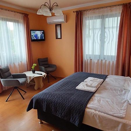 Arnika Vendeghaz Apartment Hajduszoboszlo Exterior photo